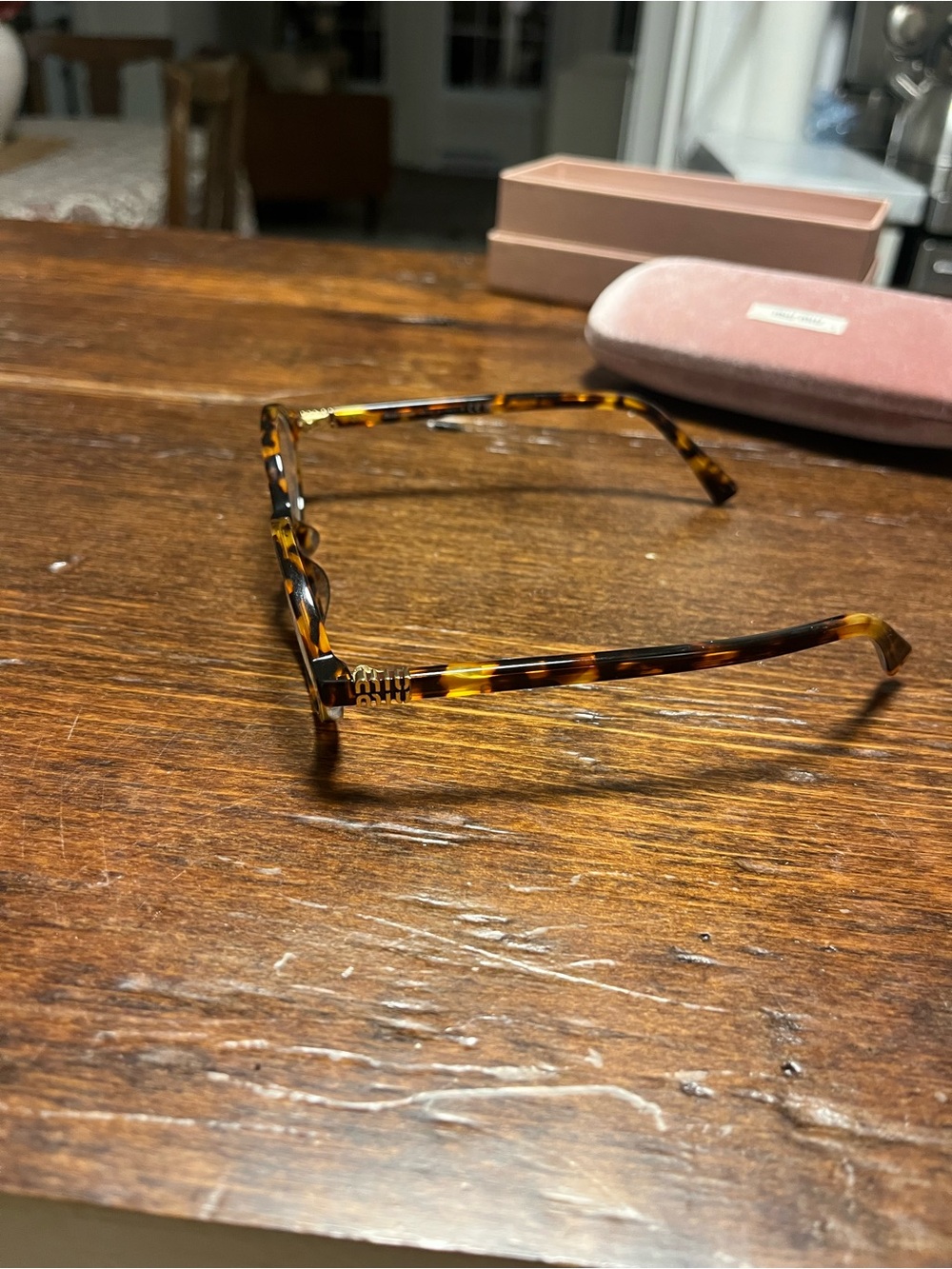 Viral Miu Miu Glasses - Picture 2 of 5